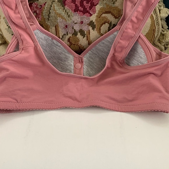 Bra/Front Closure - Picture 2 of 5